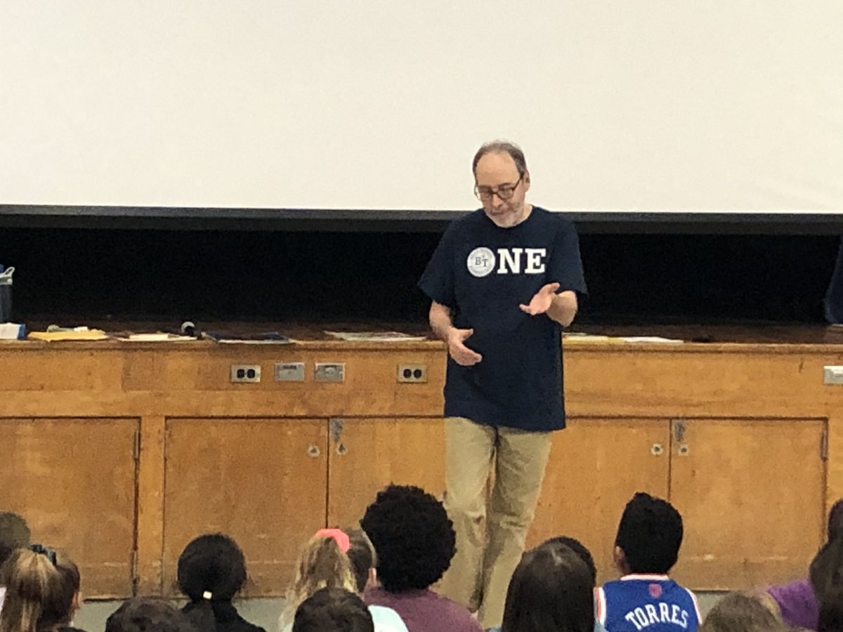 We are so lucky! Not only do we have a special visit from @DanGutmanBooks, but we also have 2020 NJ State Teacher of the Year <a href="/msdickstein/">Kimberly Dickstein Hughes</a>! They are so dynamic and the day is off to a great start! #BearTavernPride Thanks <a href="/bear_pto/">BearTavernPTO</a> <a href="/HVEFtweets/">HVEF</a>