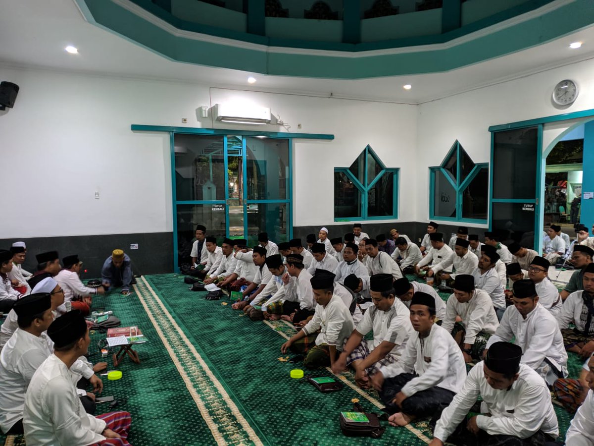 greensquad244's tweet photo. Dan jangan sekali-kali kamu mengatakan tentang sesuatu: “Sesungguhnya aku akan mengerjakan ini besok pagi. kecuali (dengan menyebut): “Insya Allah”." – Q.S Al-Kahfi: 23-24 #NusantaraBersholawat https://t.co/R8wLzYWcWz