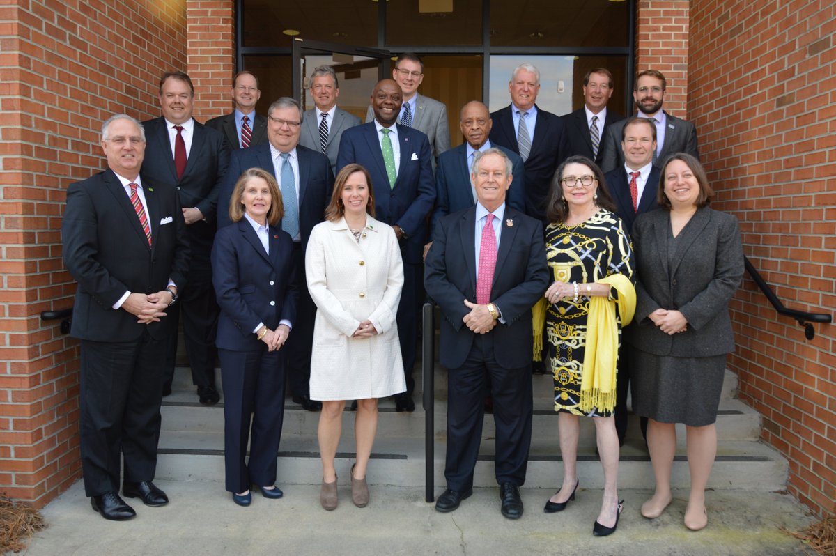 scbankersassoc's tweet photo. Thank you for stopping by, @RepJoeWilson! https://t.co/yVAK2zzUS3