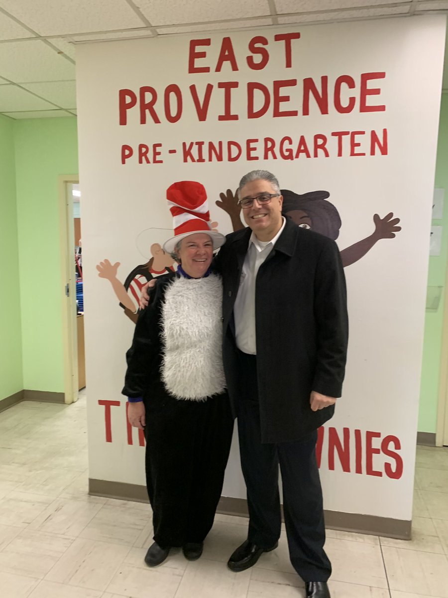 karenr1218's tweet photo. EP PreK Kicking off reading week with The Mayor!!! Lots more amazing readers to come!!! We love sharing our Littles with the community during this very important week!!! Come one, come all!! @CityofEastProv @RIDeptEd @AInfanteGreen @KathrynCrowle12 https://t.co/dCizbZMgZ9