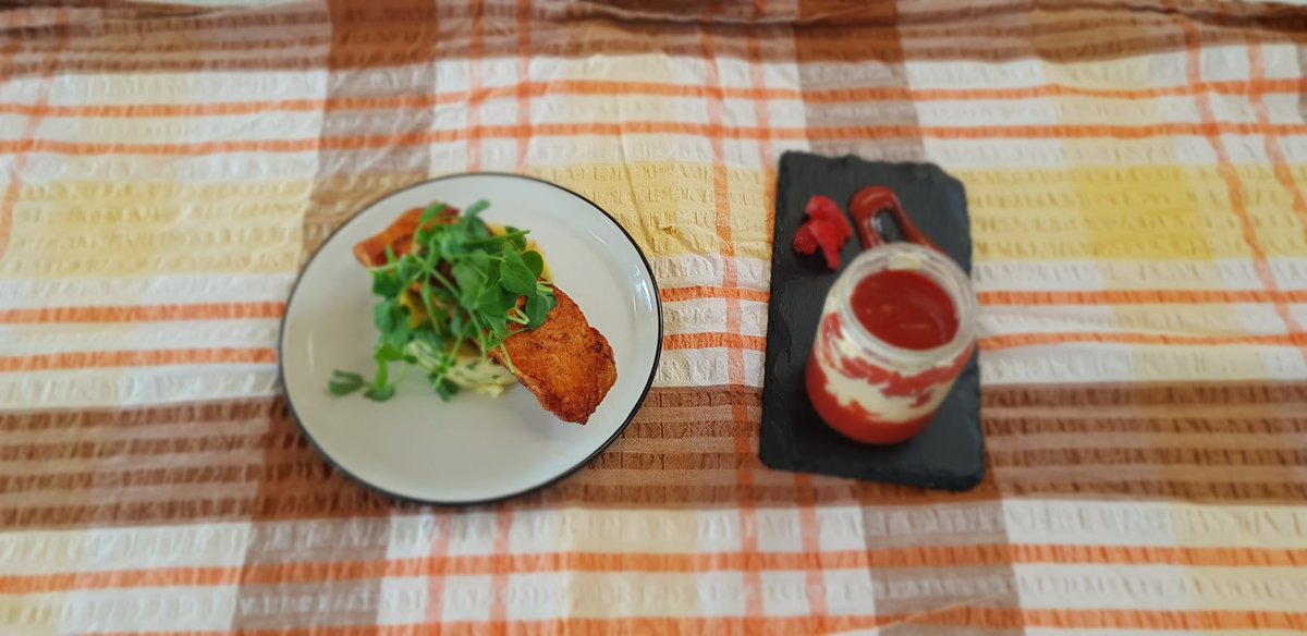 StreetlyHFC's tweet photo. We have had an excellent afternoon of cooking. All students produced some amazing dishes. Well done to Darcy and Tommie who are through to the finals at Walsall College to compete against another school. https://t.co/H9l8rlVv2j