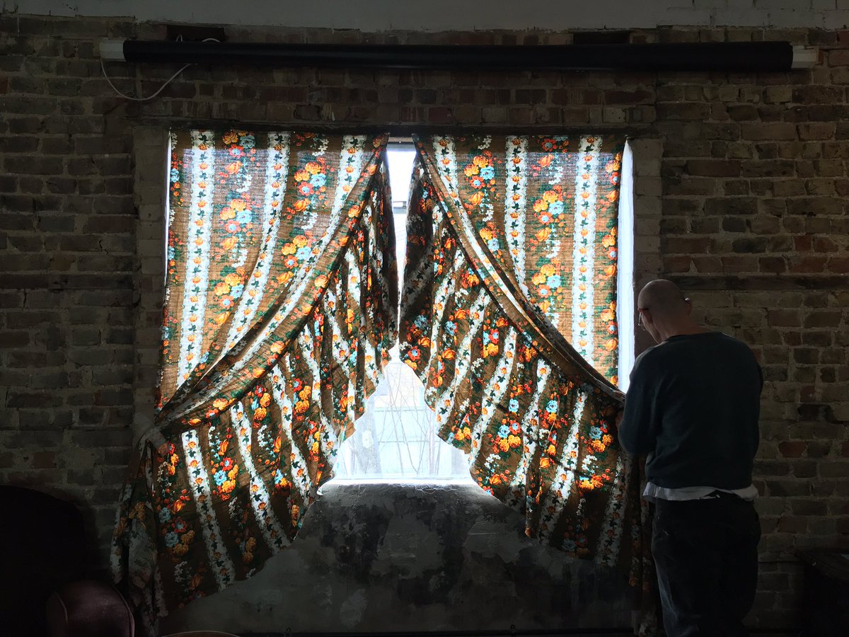 Setting up Adriana Ottolenghi’s exhibition for POW 2020. Private View Thursday to close the Margate Arts Crawl. Dinner workshop Sunday hosted in the installation with stories, flavours and sounds from 1940’s Italy. Book your place here, 12 still available powthanet.com/events/2020/3/…