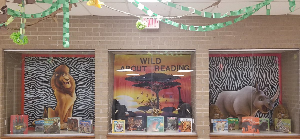 jlslanger's tweet photo. Students at Bushnell Elementary are Wild About Reading this month. Excited to read and vote for our favorite "wild" picture book! @BushnellBears @lowelldistrict #marchisreadingmonth #picturebookmarchmadness https://t.co/rgudXwxvos