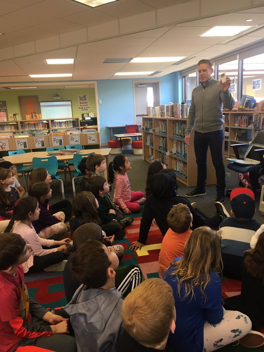 John Zeoli visited Ss at Miller Driscoll School on #DLDay to speak about technology in the workplace and how far it has come.
#FromiPodstoAI
#WiltonWayCT
<a href="/fkompar/">Fran Kompar</a>