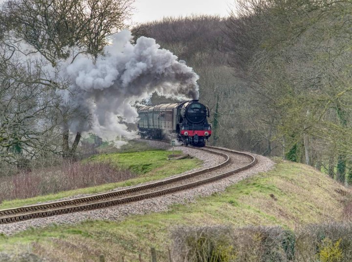 soaringviews's tweet photo. #WexMondays  the flying scotsman pulling up the incline away from Ropley Station on the watercress line. https://t.co/EMOifiyDF5