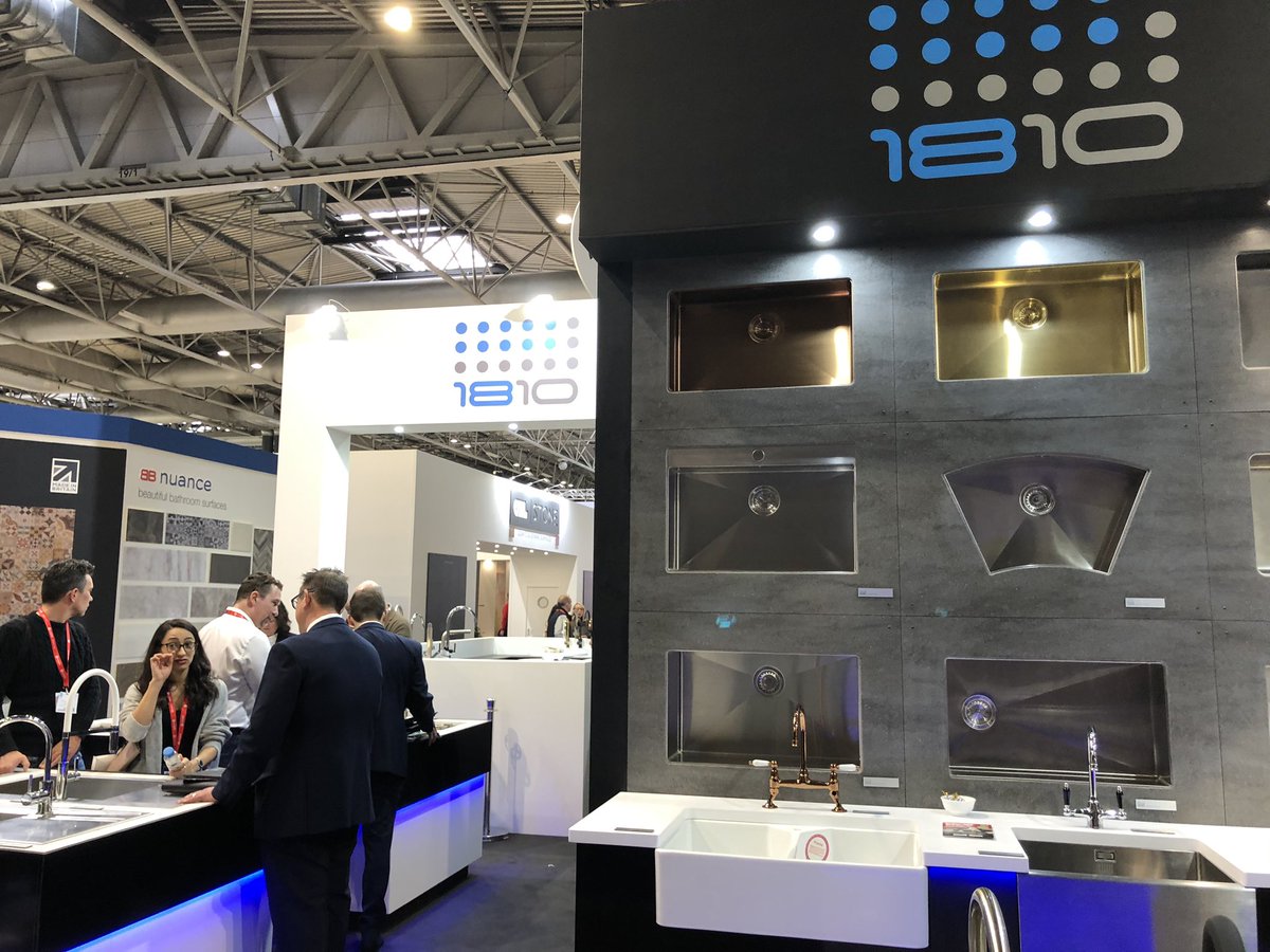 godalmingluxury's tweet photo. @1810co has a great display @kbb_birmingham. Get yourself there to see what they have on display, including the copper trough which you will see @godalmingluxury in April inconjuction with @cdukltd Natural Concrete with textura effect https://t.co/rsBXob9lBM