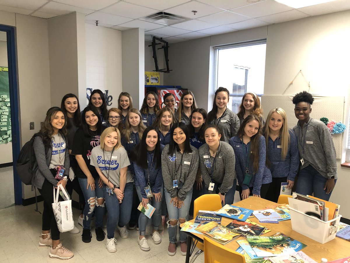 Lady Bears reading for Blue Haze Elementary!#greatdaytostartanewtradition