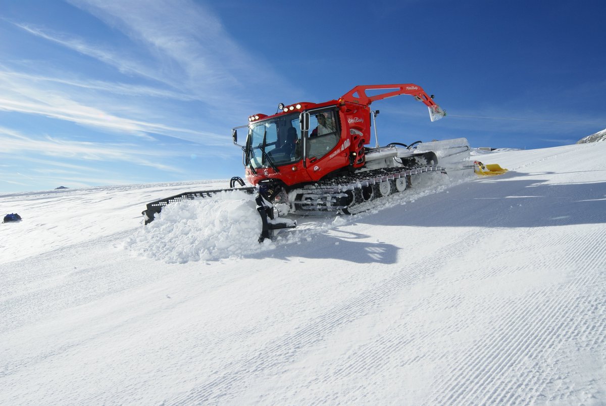 We are pleased to introduce our supporting partner <a href="/Kaessbohrer/">Kässbohrer</a>

Thanks to #Kaessbohrer, passionate winter sports enthusiasts can enjoy perfect slopes. The company from Germany with its #Pistenbully is a leader in the maintenance of pistes and cross-country ski trails.