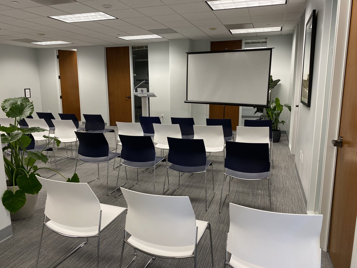 En @CGSanFrancisco tenemos esta sala para hacer eventos y presentaciones. Si venís a San Francisco o tenés tu empresa o startup en el Bay Area, ¡acá estamos para apoyarte!