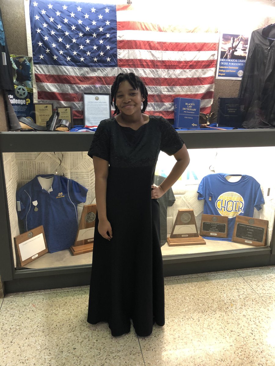 NatalieHiler's tweet photo. Congratulations Kiele Cooks and the amazing Region 3 All Region Choirs! #coylechoir #itstartswithmusic #gisdarts https://t.co/bZ0hzLQRI7