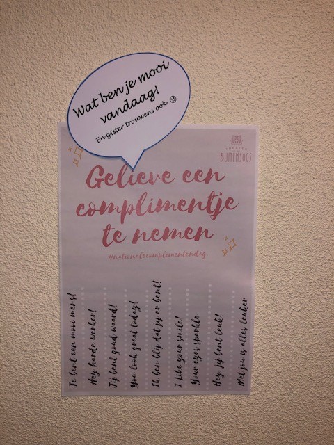 Gisteren was het alweer de 18e editie van #nationalecomplimentendag. Dus wacht niet langer en geef jouw partner, vader, moeder, opa, oma, collega, buurvrouw, mede-treinreiziger óf wildvreemde een liefdevol compliment! Buitensoos doet in ieder geval mee! Spread the happiness!
