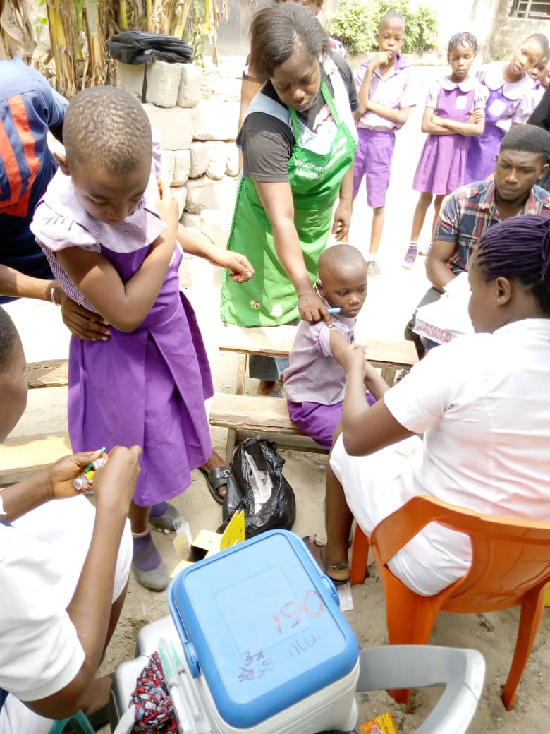 Luchi _Gloria tweet media