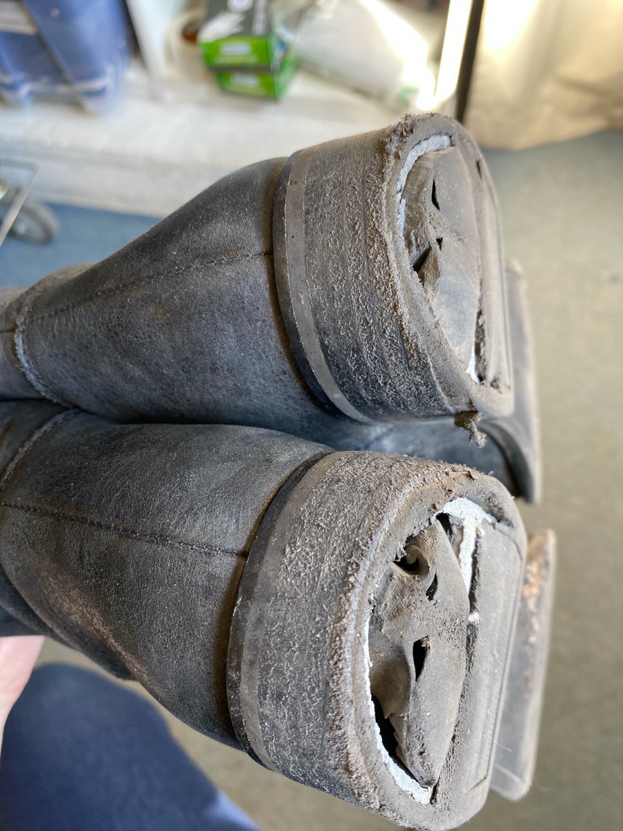 Modern_Romantic's tweet photo. @nordstromrack #francosarto this is insane... this started happening a month into my purchase. NEVER had this happen with shoes I have even worn for years without getting re-soled. should should last for way more than a 45 day return policy....ridiculous. https://t.co/4XPqSoDthd
