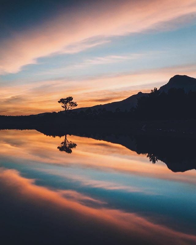 gavp18's tweet photo. Dark mirrors .
.
.
.
.
#bevisuallyinspired #milliondollarvisuals #visualsmovement #houseoftones #all2epic #visualseduction #trappingtones #unlimitedplanet #folkscenery #leagueoflenses #earthexperience #alifealive #mashpics #ourmoodydays #acreativevisual … https://t.co/udm4qJlNAq https://t.co/eml1L1fc0H
