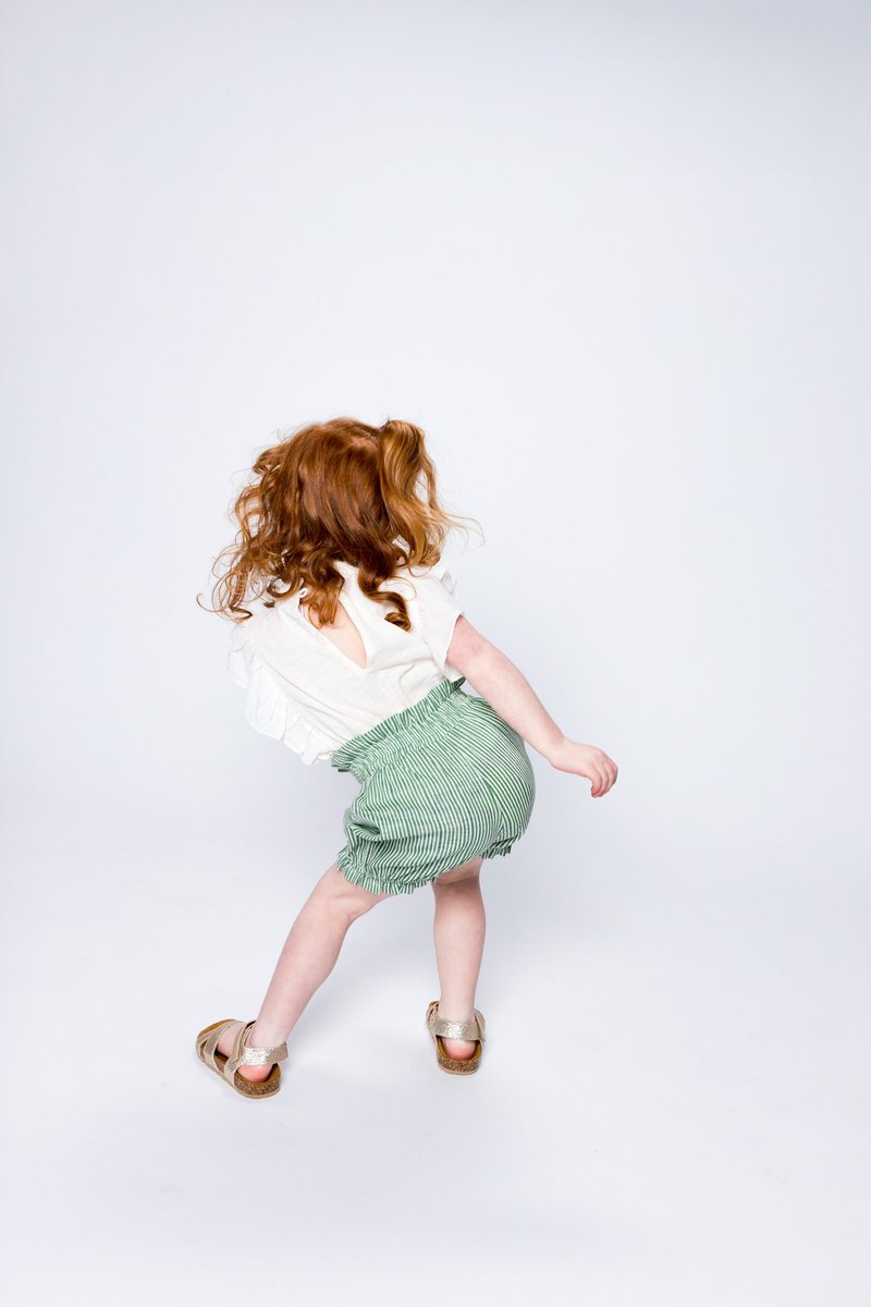 AdamBuzz's tweet photo. When Daddy catches you dancing like no one is watching. #hazelbasil #itsabuzzworld #outdaughtered #childphotography https://t.co/Tg7RSgli9t