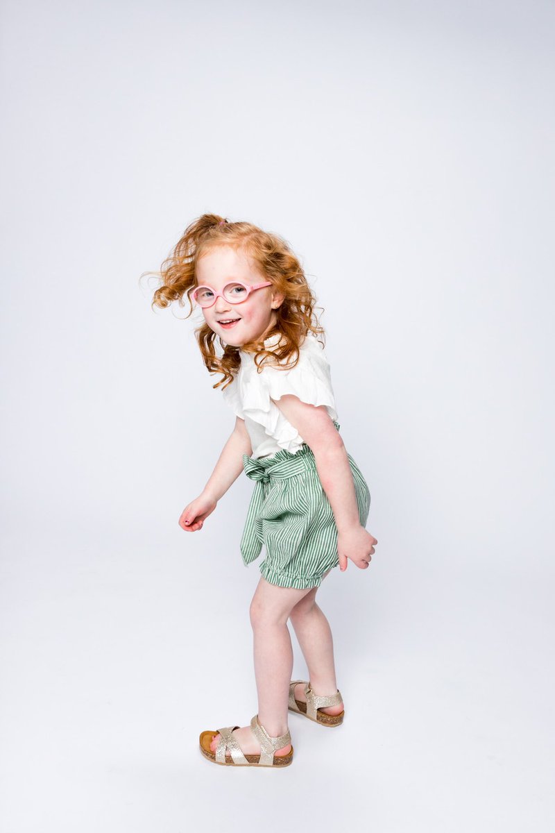 AdamBuzz's tweet photo. When Daddy catches you dancing like no one is watching. #hazelbasil #itsabuzzworld #outdaughtered #childphotography https://t.co/Tg7RSgli9t