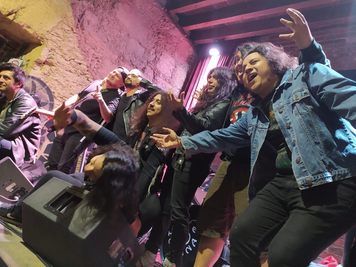 xStranger_Blaze's tweet photo. El pasado sábado en el CAFE IGUANA METAL se vivió una noche llena de metal con la presencia de @thunderslave
#Excessus y #Sotolizer de Durango, ademas de sus servidores de @xStranger_Blaze ! Gracias a todos los asistentes, el metal nacional existe porque resiste! 
#Metalshow https://t.co/Tvh2i3u9yA