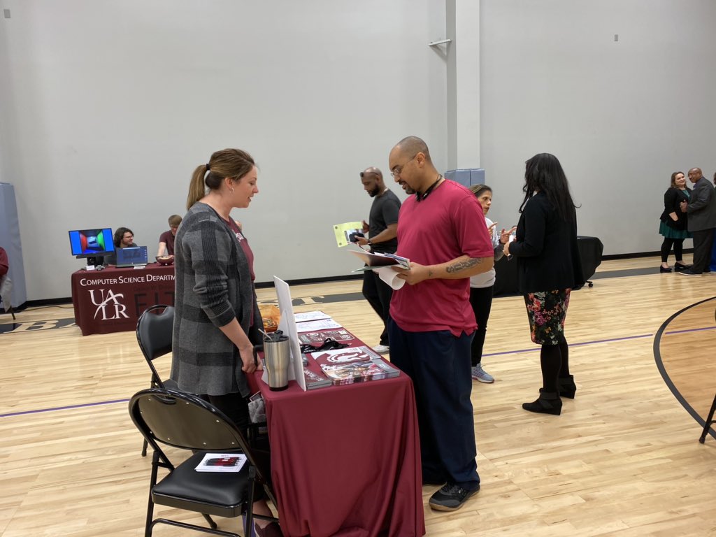 lrsouthwestlrsd's tweet photo. Huge thanks to Longley Baptist Church for allowing the Gryphons to come in and host their Gryphon Expo for students, parents, and the community. They were great host and awesome to work alongside. Thanks also goes to @UALR, @MetroCareerTech, and @lrsdEXCEL! https://t.co/0VTIaurCge