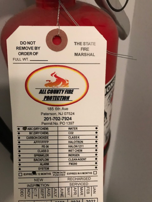 hunterhomesnj's tweet photo. Monday Management Tips! It’s important to regularly check your fire extinguishers to make sure that they are fully charged. #hunterhomesnj #propertymanagement #hudsoncounty #hobokennj https://t.co/KC8SjCafs9