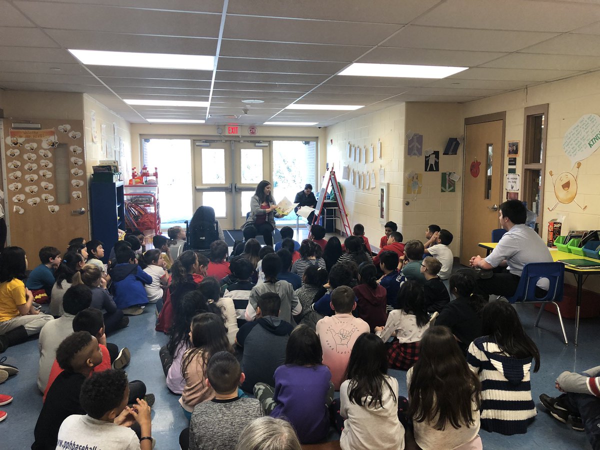 Ms. Dunn reading to the 4th graders in honor of #ReadAcrossAmericaDay <a href="/LB_Bears/">Ms. Dunn - Lawrence Brook School</a>