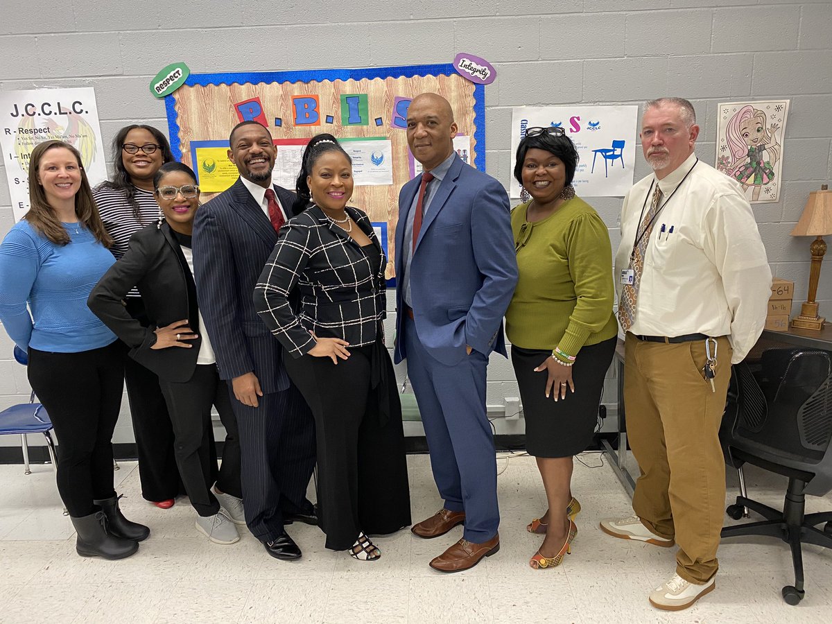 JCCLCPrincipal's tweet photo. JCCLC would like to thank Tanita Cain and Lawyers for Literacy for helping us support Read Across America this week by volunteering their time to read with our students. https://t.co/3CxvzCFU8g