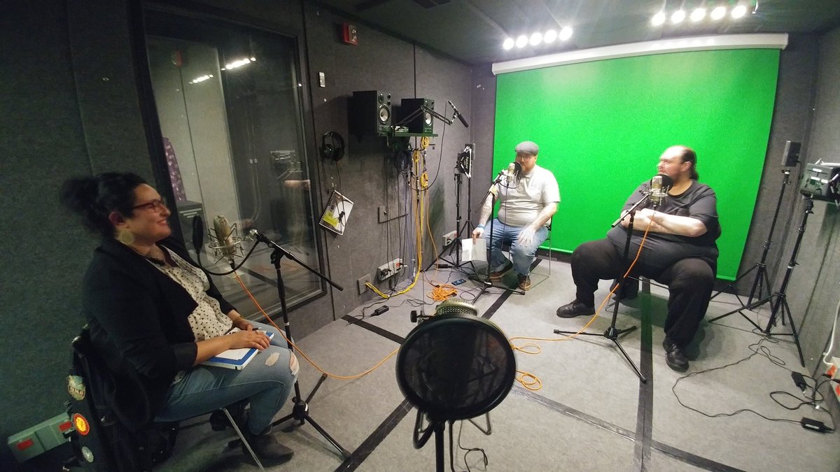 ScienceFears's tweet photo. Our Fear of Weight episode is now live! @JPorterCreative and @IamDanielChai talk to @nutriFoodie_org Cristel Moubarak and stand-up comic @metalmelrose at @VPL Inspiration Lab!
https://t.co/sR5ZBRspzq
Have a listen & let us know what you think! #Vancouver #Podcast #FearOfScience https://t.co/Qb5ctmSIfN