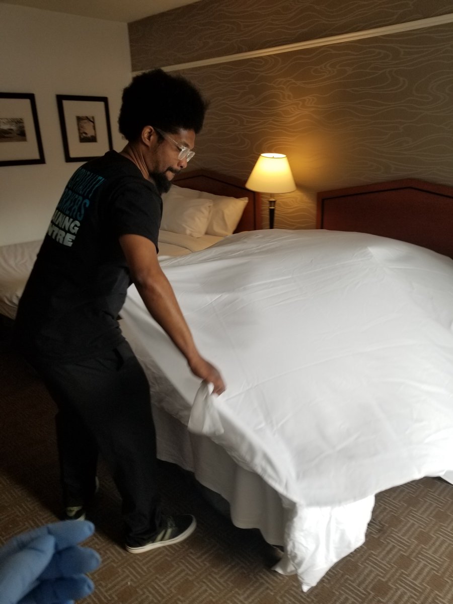 Hospitalitywrks's tweet photo. #MondayMotivation
#Traininginaction
Our Room Attendant training is a hands-on practical program.
#workplacedevelopment
#hospitalityindustry
#hospitality
#jobready
#training https://t.co/zfmiUctlyX