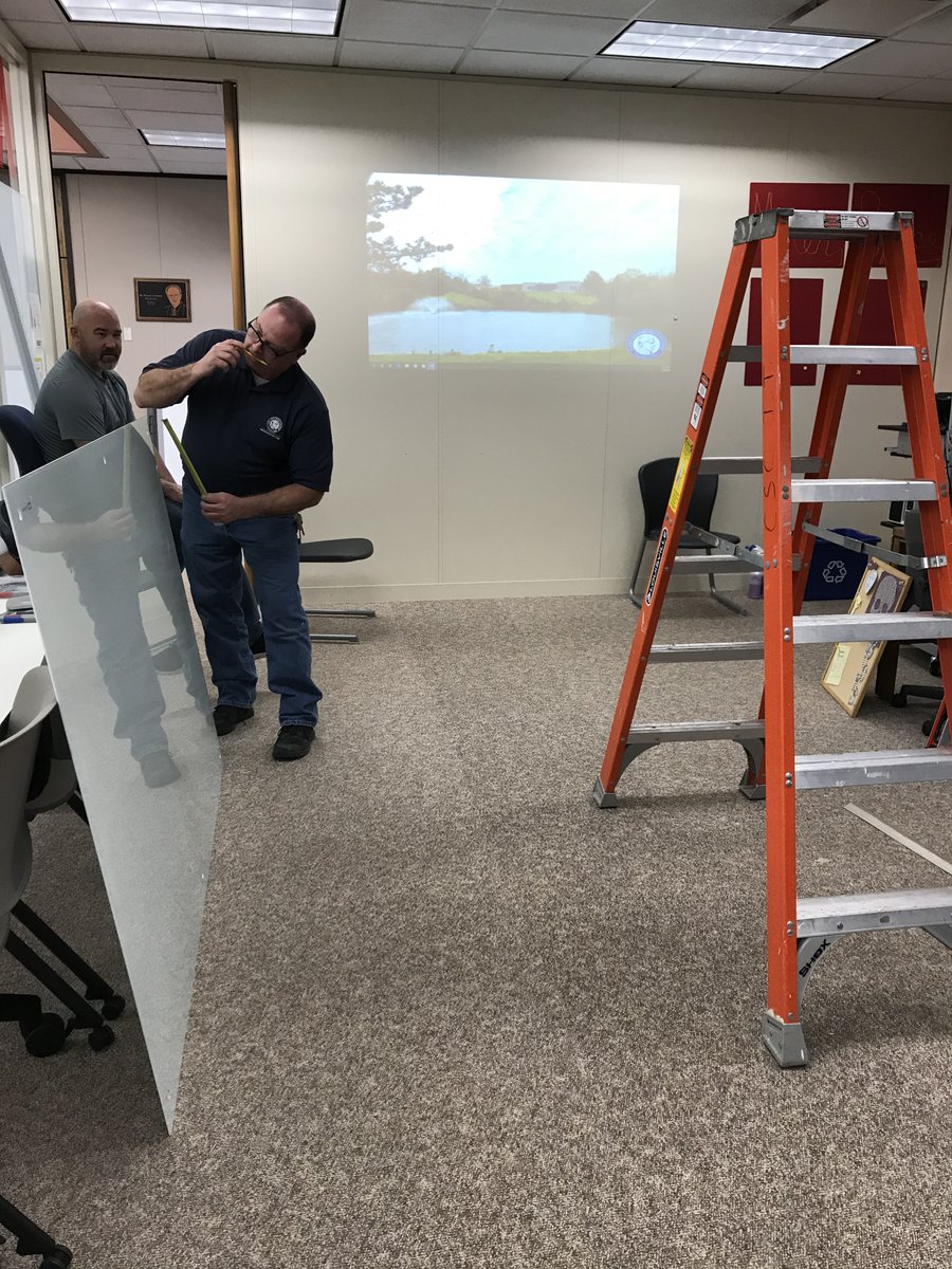 sandburglibrary's tweet photo. This episode of Bromance in the USA is brought to you by the #SandburgLibrary Makerspace! Huge shoutout of gratitude to Maintenance and IT staff for spending their Friday morning updating our Makerspace! We truly appreciate you! #makerspaceupdate https://t.co/elnMQ2kNuD