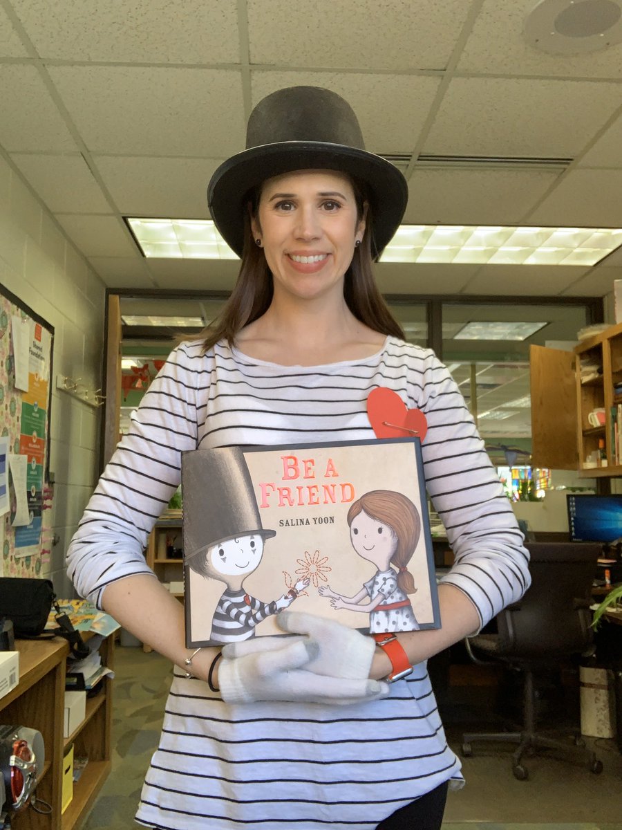 CurtisESLibrary's tweet image. Read Across America week! I’m Dennis from Be a Friend! #oneccps