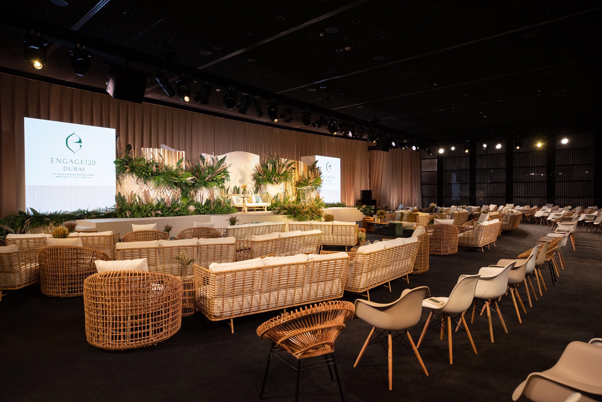 Armani Hotel Dubai Kicking Off Engage With An Amazing Day Filled With Inspiring Words Great Food And A Stunning Set Up At Armani Ballroom Engagesummits Issamkazim Dubaitourism T Co Sshegpnhaz