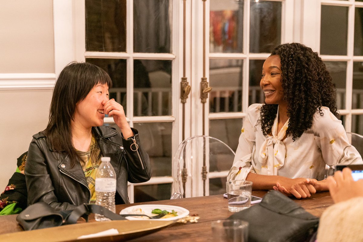 SPSPnews's tweet photo. The #BlaSPR x #Flourish2020 dinner connected pre-tenure professors of color with graduate students and postdocs of color. We discussed different paths to the professoriate and issues like parenting, debt, relationships, teaching, and more! https://t.co/1SjTQzBeKI