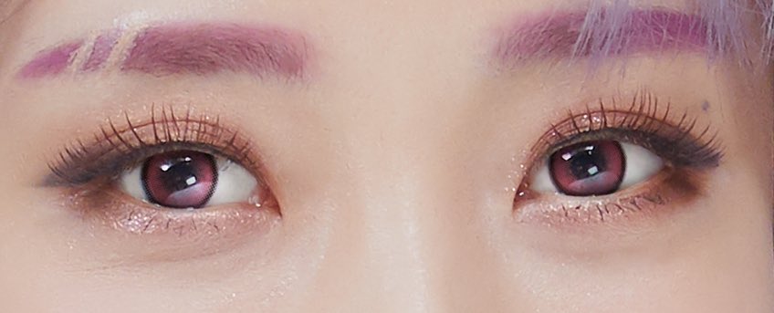 B22WI7_mmm's tweet photo. 눈도 너무 예쁘지 https://t.co/Key6MYy6FC