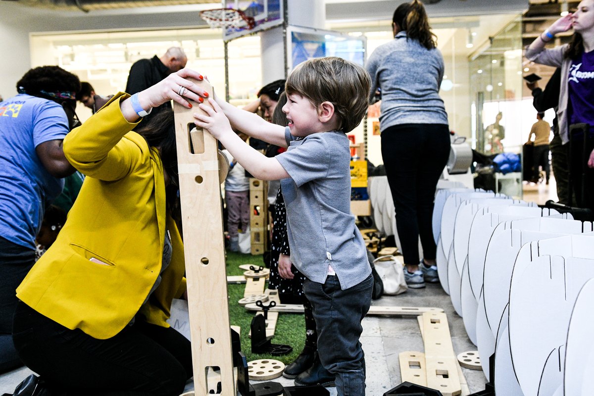 kaboom's tweet photo. #ICYMI: These @Rigamajig experts rocked the #FutureInnovatorsChallenge with @NatChildrens and The @CarMax Foundation! We loved seeing kids and families working together to flex their creative #STEM problem-solving skills! https://t.co/9jx9HcYmzD https://t.co/bi1PEas5c2