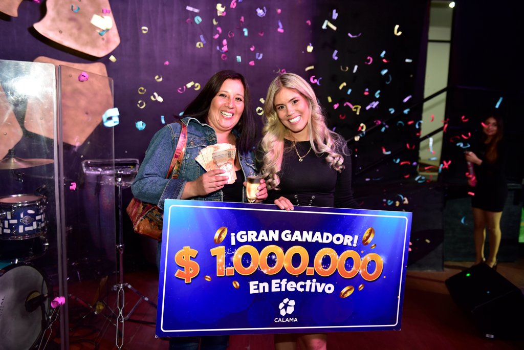 MarinaSolCalama's tweet photo. Les presentamos a nuestros felices ganadores del Bono Verano $8 Millones a repartir!!! #CasinoMarinaDelSolCalama https://t.co/n5dpEh29sh