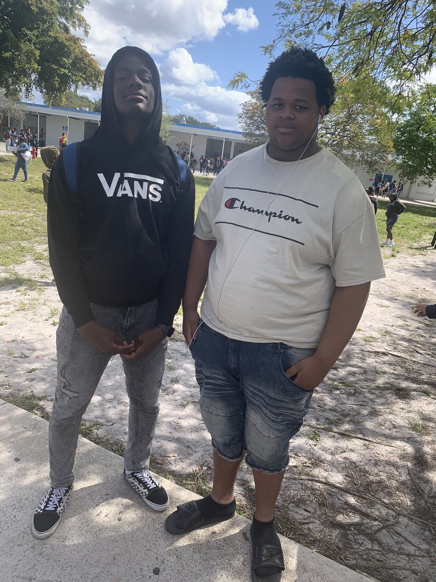 high_dillard's tweet photo. Imagine these 2 in the trenches together, another year together &amp; better. ! 6’5 235lb Sophomore DE @nyjalikkelly &amp; 6’5 340lb Junior NT @brinshon_rolax! @larryblustein @SleeperAth1etes @TheCribSouthFLA @JerryRecruiting @EddieFrasier13 
#Dillardpanthers
#DILLARDBOYS https://t.co/lvahyBTdo2