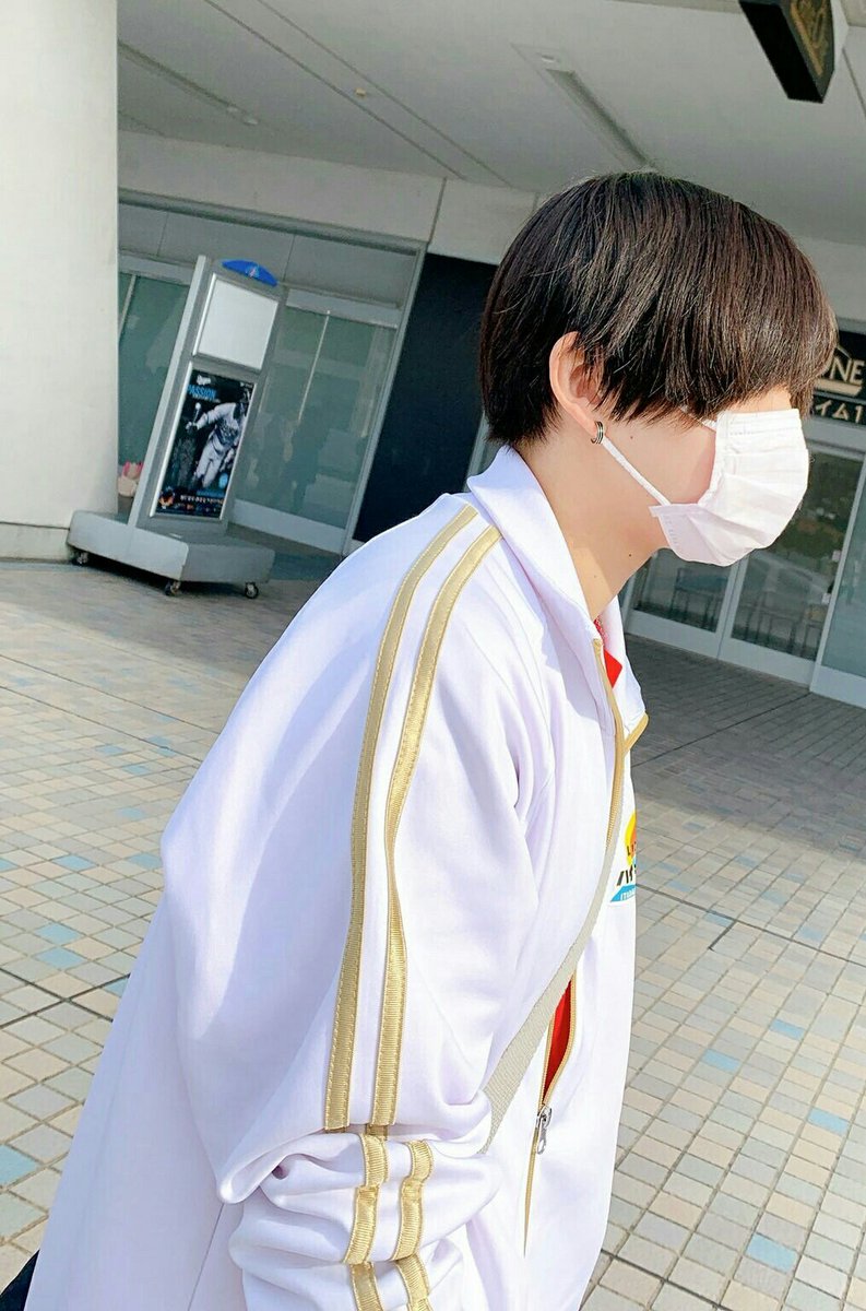 凰 ゆらん Hey Say Jump山田涼介の顔真似雰囲気 男装 コスプレしてます 凰 おおとり ゆらんと申します 担当は髙木雄也です この気に沢山絡んで仲良くなろ 雰囲気嫌いじゃないよって人いいね らぶりつで気になった方お迎え 男装