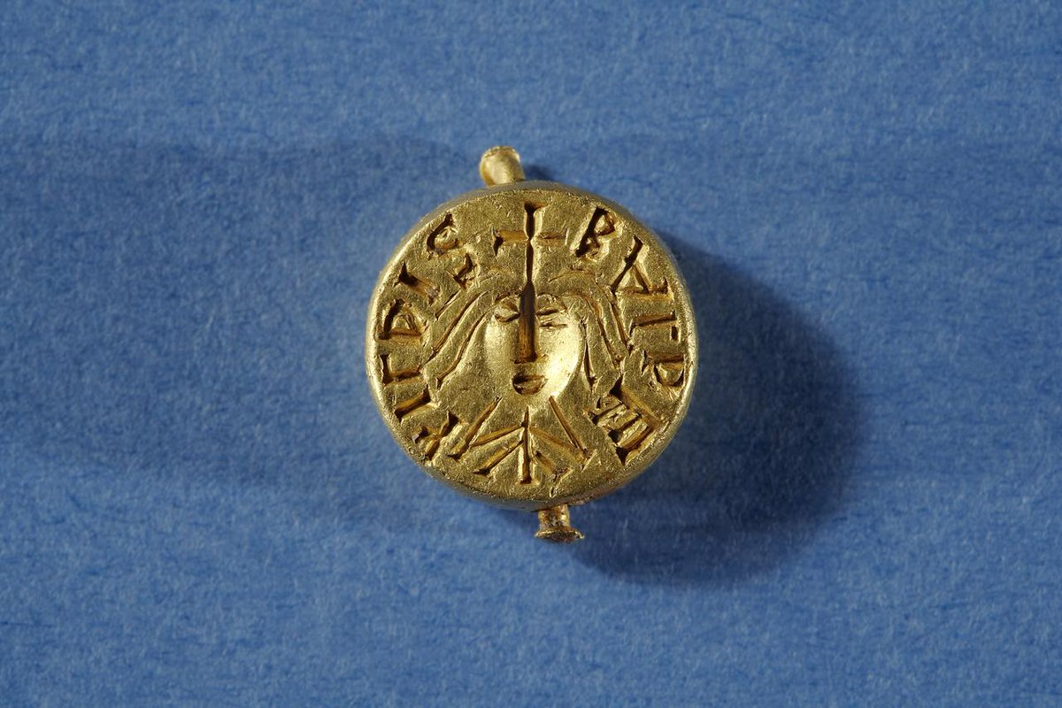 NorwichCastle's tweet photo. On #NationalOldStuffDay we thought we'd share this seal matrix, found on private ground in the Norwich area. Experts deduced the seal was part of a ring dating to 648, making it very old indeed! It also has a hidden 'Love seal' when flipped over making it very intriguing too! https://t.co/qHCS7ePoFJ
