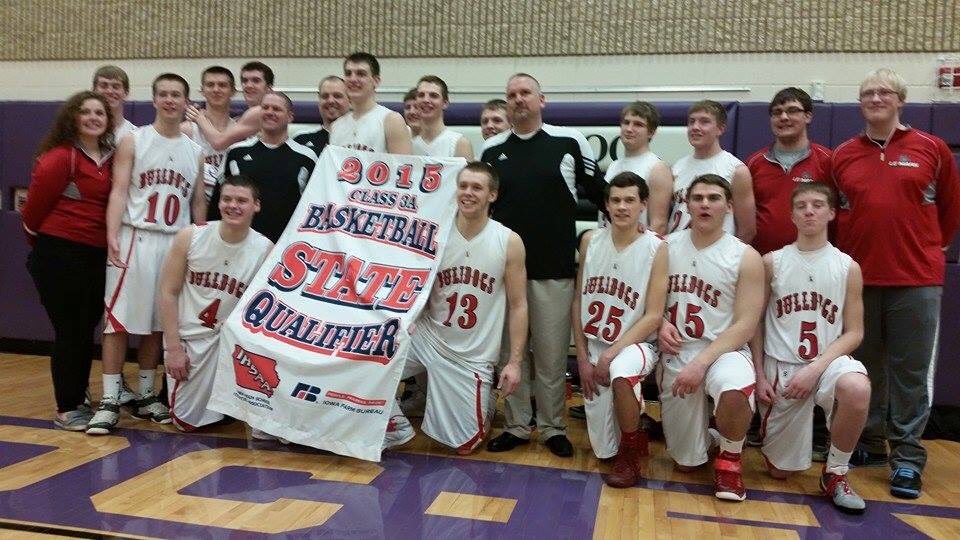 LoriAKasel's tweet image. Five years ago today...time for history to repeat itself! It’s a great day to be a Bulldog! ❤️🏀🖤 #letsgodogs