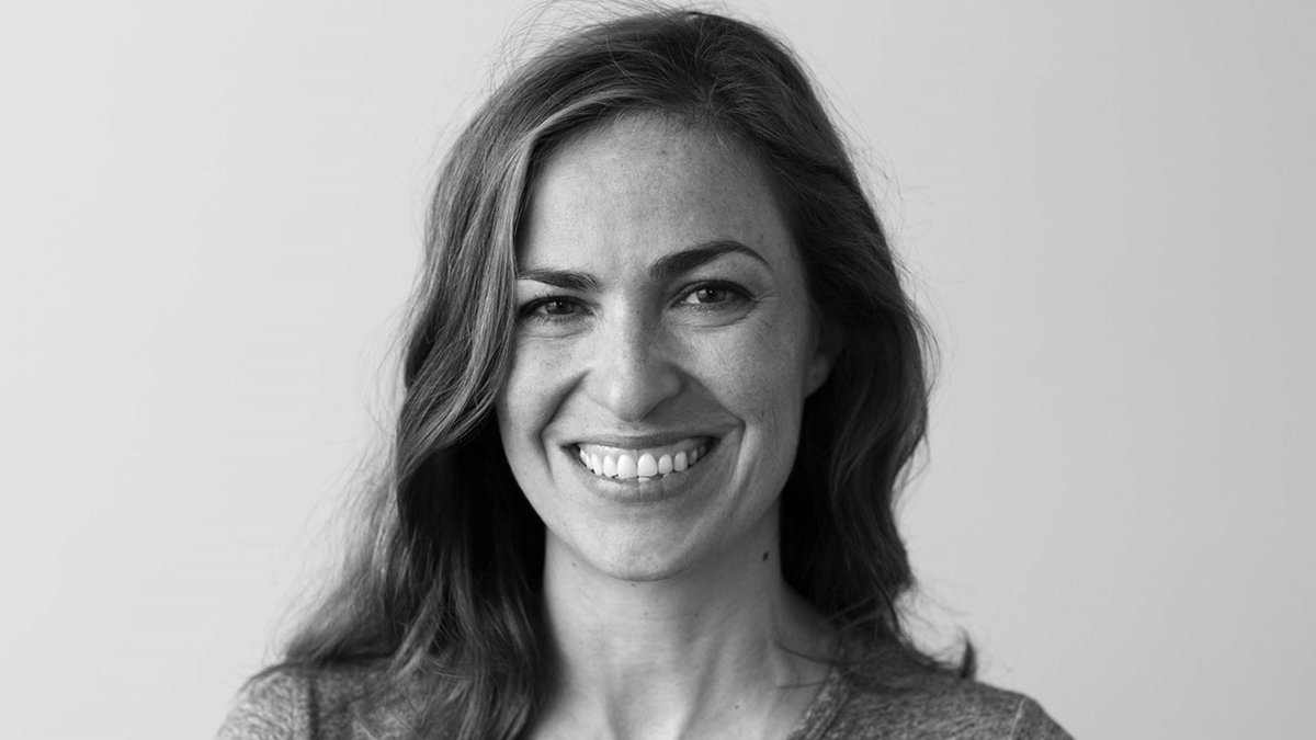 nyscfpresident's tweet photo. We have outstanding authors lined up for @Hunter_College's Spring Distinguished Writers Series, starting 3/3 w/ @lisabrennanjobs, who'll read from "Small Fry," her memoir about growing up as the daughter of @Apple co-founder Steve Jobs. Join us! 
https://t.co/FGXWP34UBY https://t.co/iS2TPW7Nb5