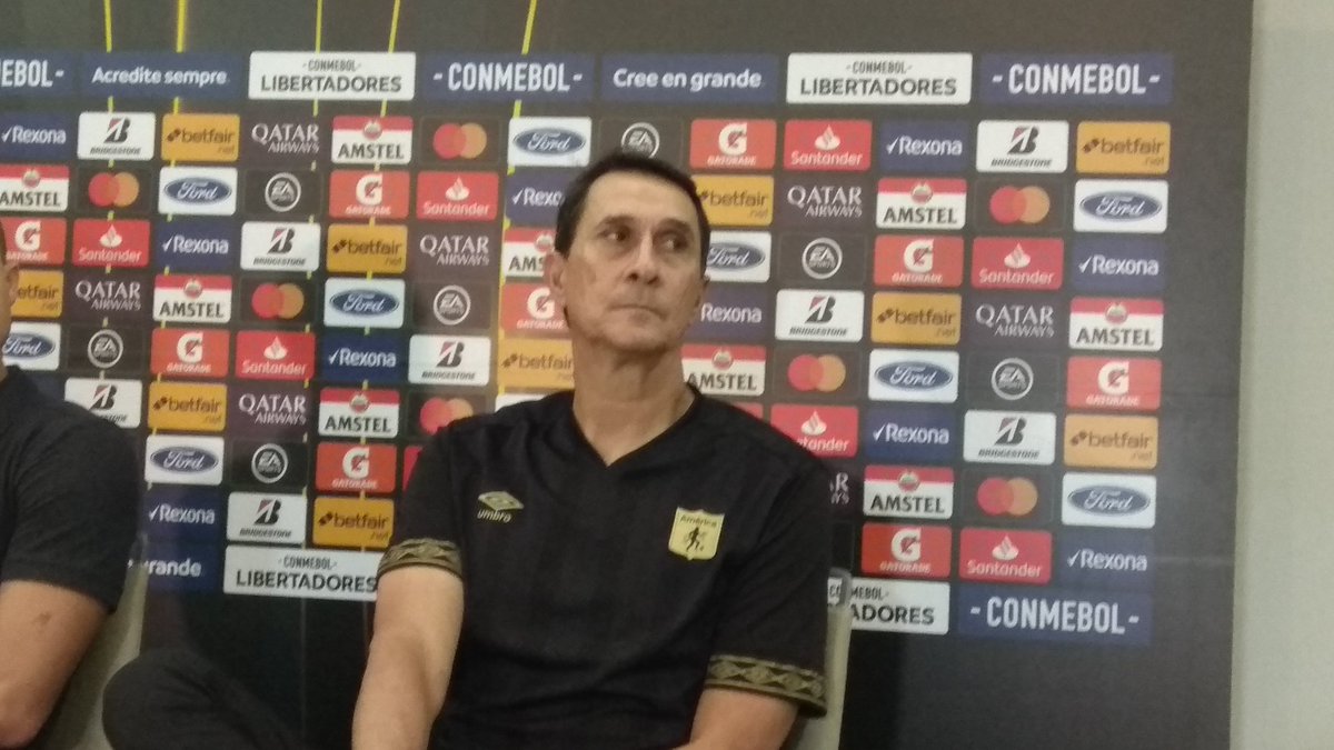 jorgepubliradio's tweet image. "Si empezamos a hablar más del rival que de nosotros, ya entramos perdiendo, nosotros somos @AmericadeCali , mi experiencia mundialista me indica eso, yo hablo de mi club" Alexandre Guimarães en rueda de prensa @Libertadores