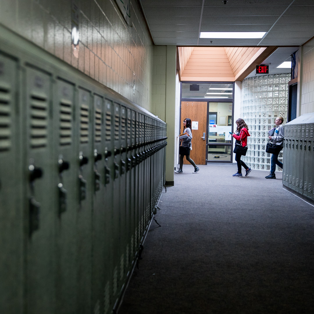 MindInsideFilms's tweet photo. Middle schoolers at @PLCSchools are being introduced to social emotional learning.
These new skills are better preparing them for the next phase in their lives. – https://t.co/b0ZZpAHoZK ❤️ #ilovepublicschools #TheMindInside 🎥 @OWHNews @PLCSchools https://t.co/fusHllBkeE