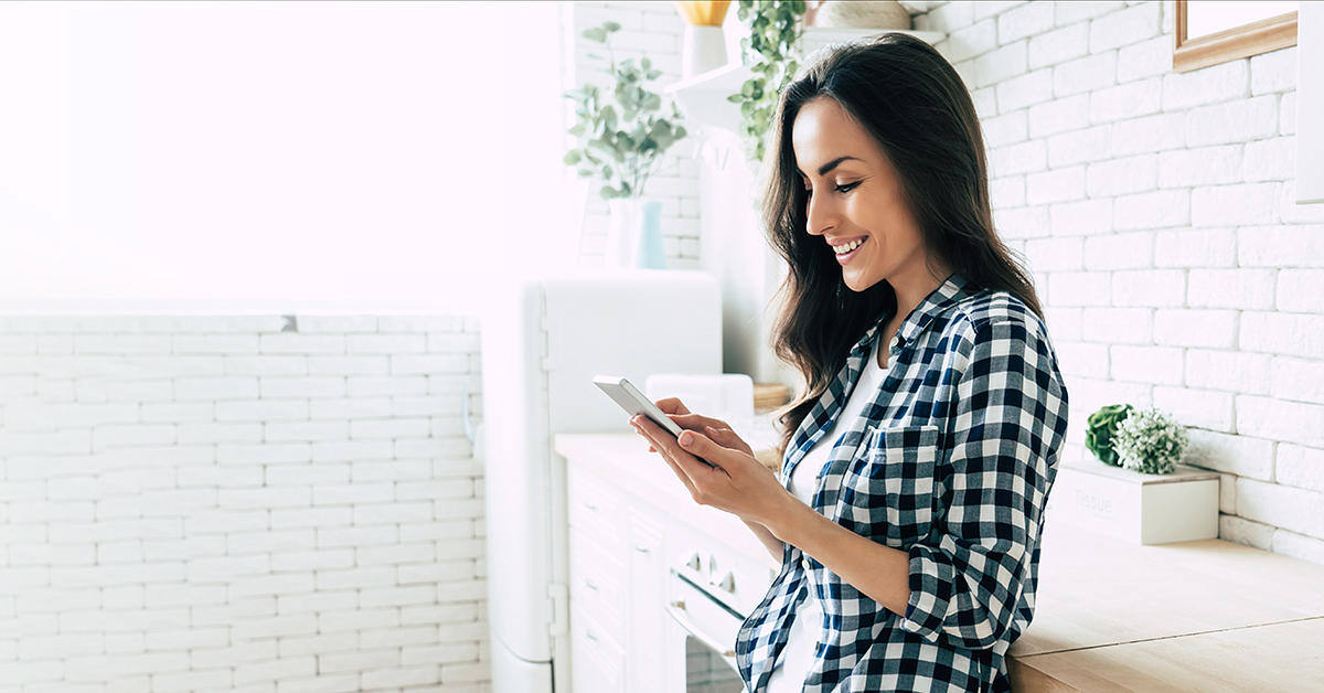 Manulife's tweet image. Did you know? March is fraud prevention month in Canada. Get Claim Smart and learn how to protect your group benefits plan. manulife.ca/protect #ClaimSmart #FPM2020