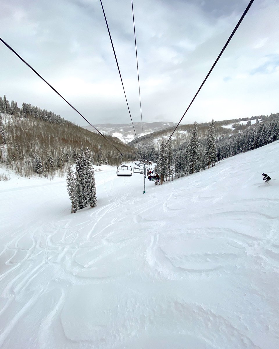 4” of fresh snow fell overnight. Enjoy the powder! #BeaverCreek