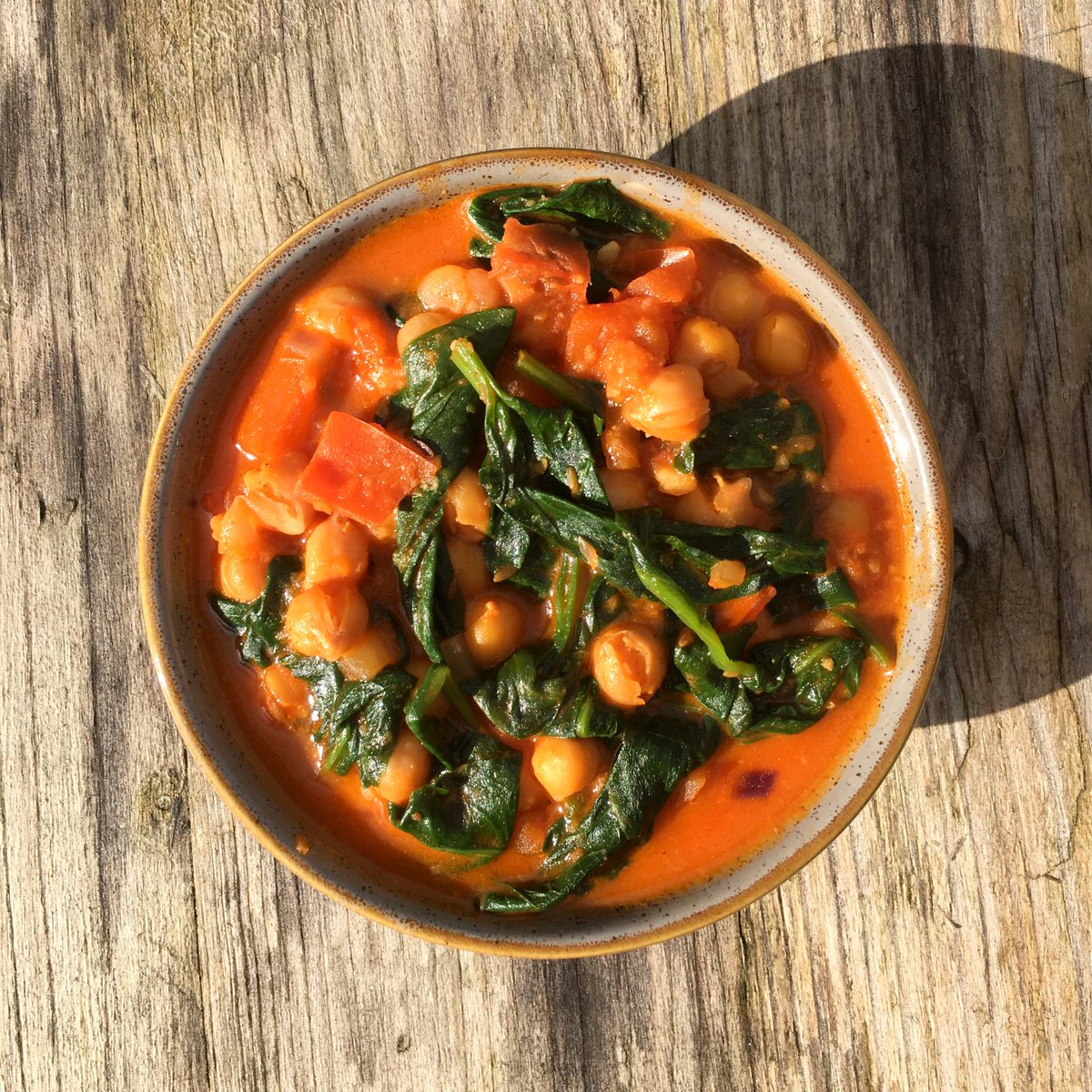 We have 2 delicious special dishes for March. Clams with Fino Sherry and Serrano ham is a classic tapa eaten throughout Spain. Our Chickpea and Spinach stew is a vegan dish that is traditionally eaten in Andalusia during Lent!