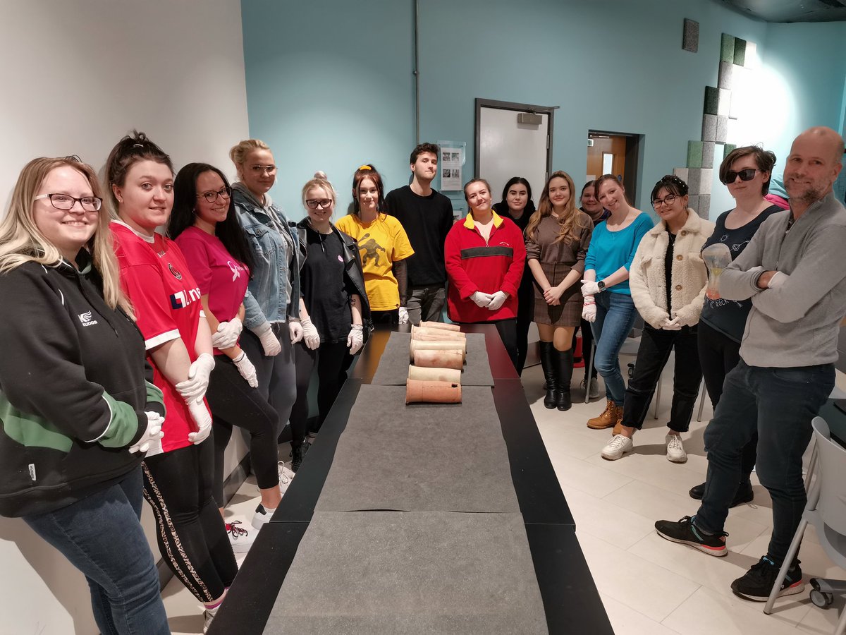 DrKenGriffin's tweet photo. Just finished the finally handling session for the Egyptian Archaeology module lead by Dr Christian Knoblauch. This week the students had to chronologically sort some wavy-handled vessels from @TheEgyptCentre using skills obtained over previous weeks. #ObjectCentredLearning https://t.co/8dFYL9rH5z