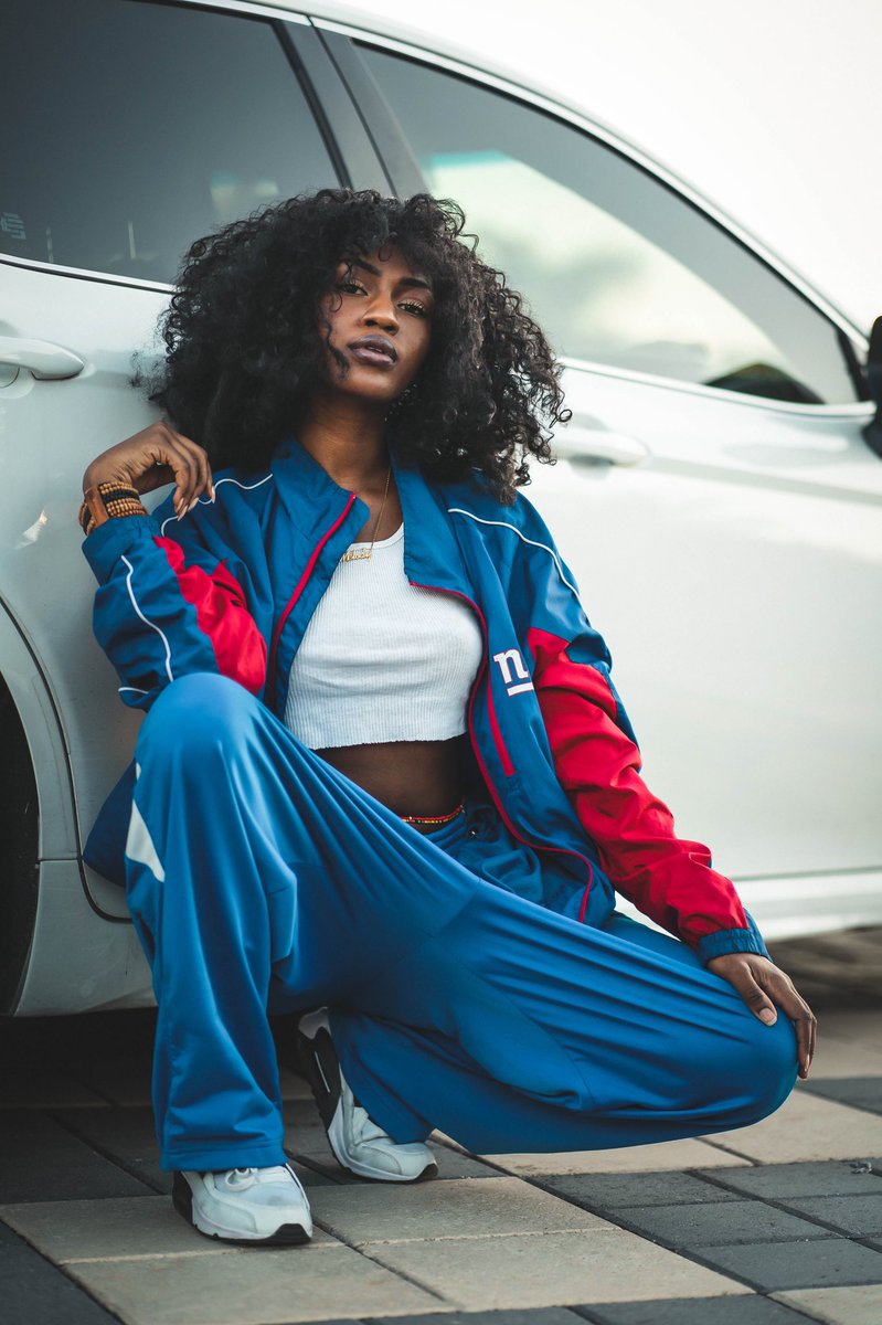 OneEyedCapture's tweet photo. Some Fav’s of mine I recently took. 📸 

#art #portrait #photography #Orlando #model #modeling #BlackTwitter #melenin #SupportBlackBusiness #style #photoshoot #photographer
#magazine #Florida #fashion https://t.co/mqtuyKBUCz