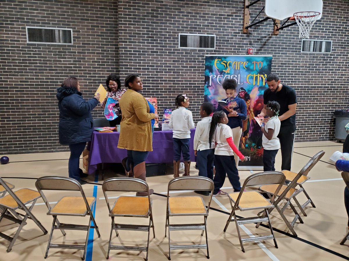 Irvin C Mollison Elementary School tweet media