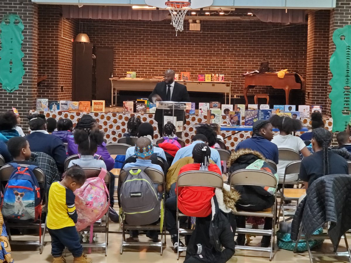 Irvin C Mollison Elementary School tweet media