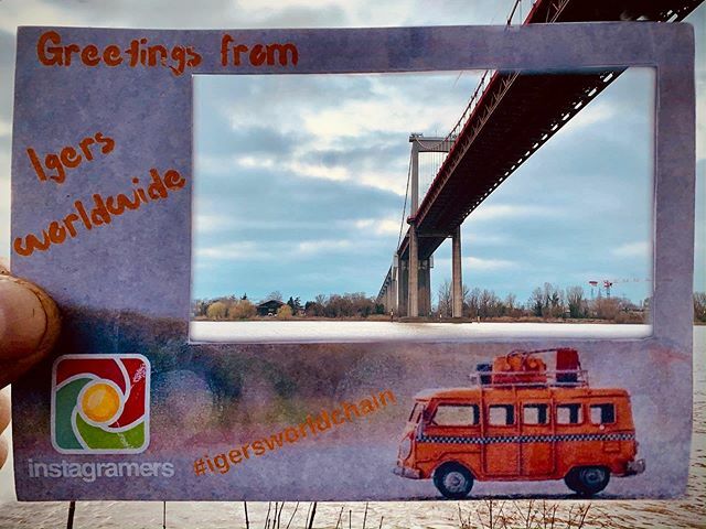Hello les igers, .
La carte postale itinérante #igersworldchain est en France et quel pont plus emblématique que le #pontdaquitaine pour célébrer cette traversée !
Elle a debuté son parcours international chez @igerswilhelmshaven en Allemagne il y a quel… ift.tt/2TdbItU