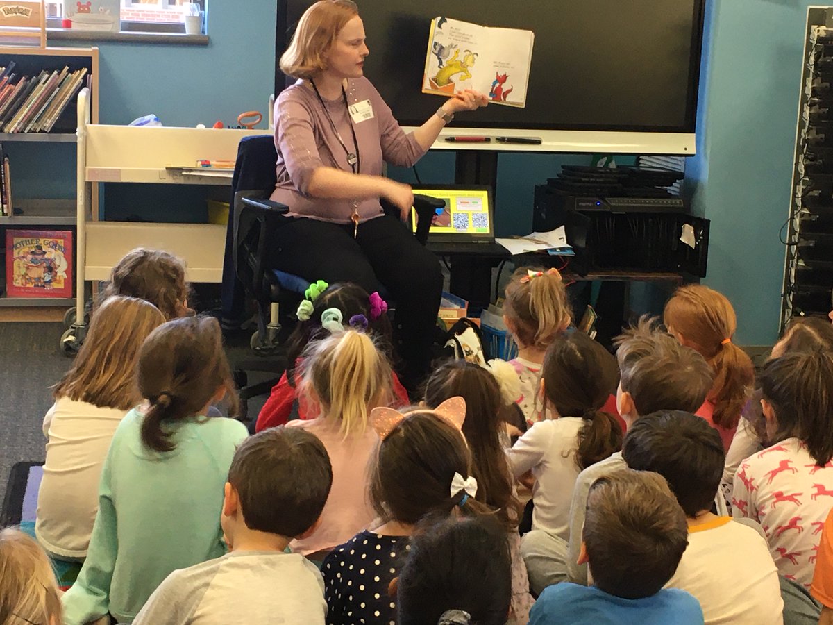 Growing lifelong readers on #ReadAcrossAmericaDay at Miller Driscoll School with a visit from the Wilton Public Library's Andrea Szabo. 
#WiltonWayCT
#happyReading
<a href="/fkompar/">Fran Kompar</a>